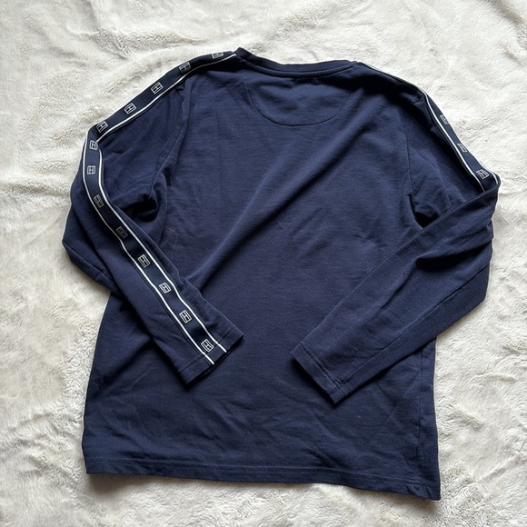 Tommy Hilfiger Navy Long Sleeve Logo Top | 60% Cotton Crewneck Tee - Picture 4 of 5